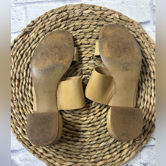 Madewell Women's Camel Slide Sandals w/Block Heel. Size 9. - Picture 9 of 9